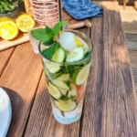 Hjemmelaget mynte-agurk-limonade