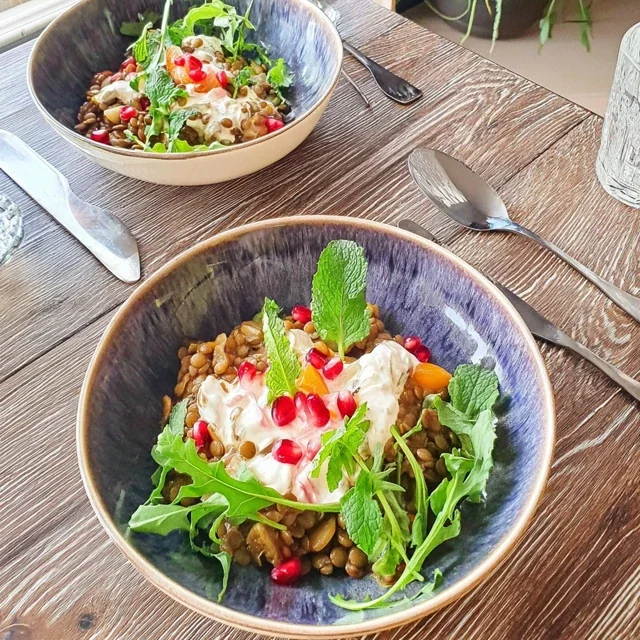 Linse-salat med mynte og granateple